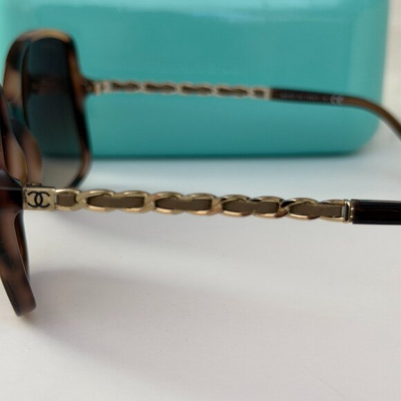 CHANEL Brown Gradient Sunglasses - Picture 8 of 14